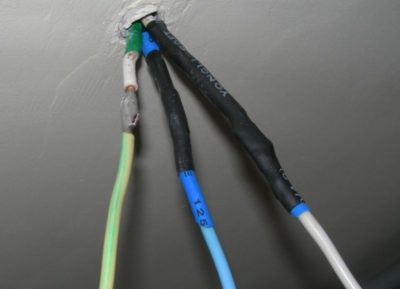 Как соединить два провода разного сечения