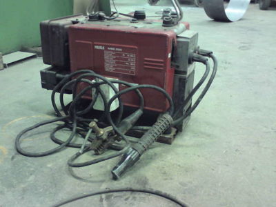 How much power does a generator need for a welding machine?